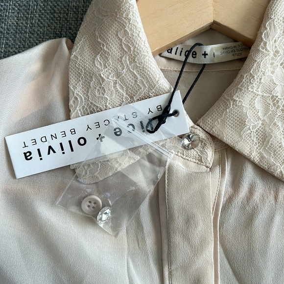 Alice + Olivia by Stacey Bendet Silk Blouse Champagne Size XS 100% Silk - Picture 7 of 11